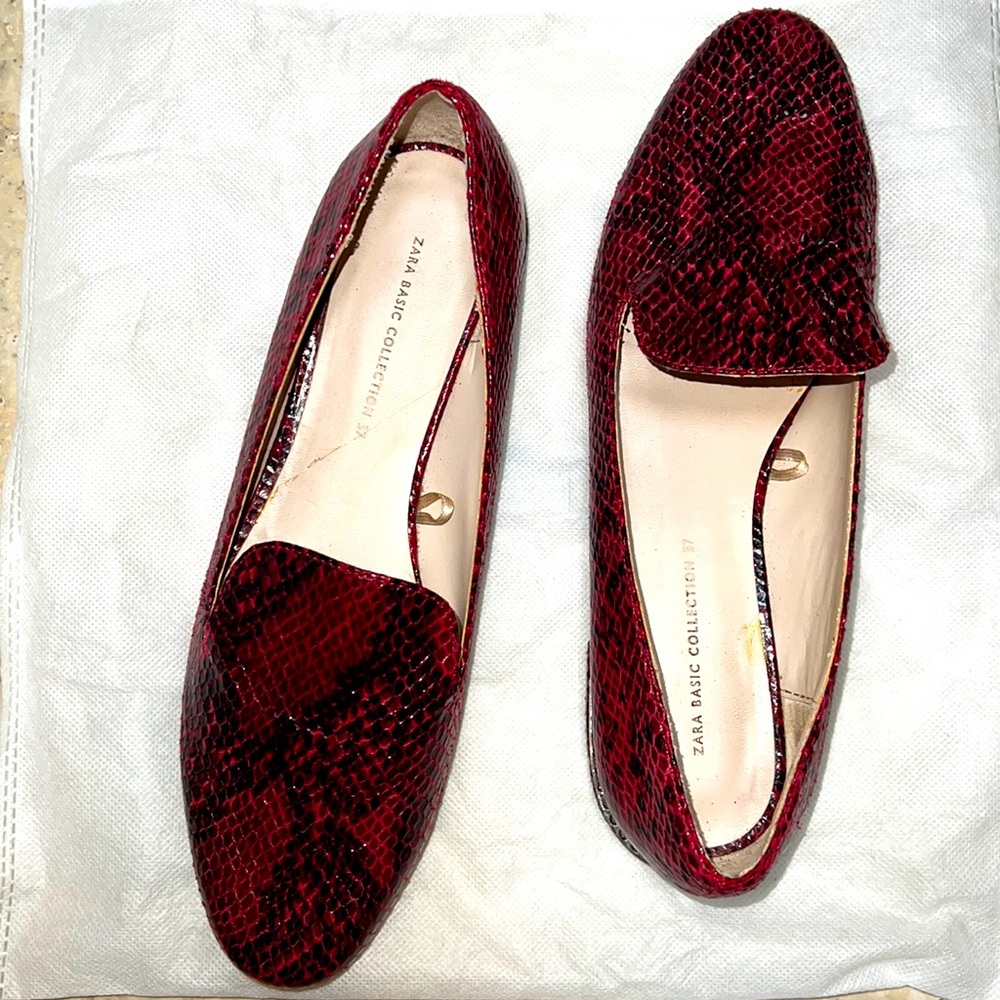 Zara Collection Red Snake Skin Flats